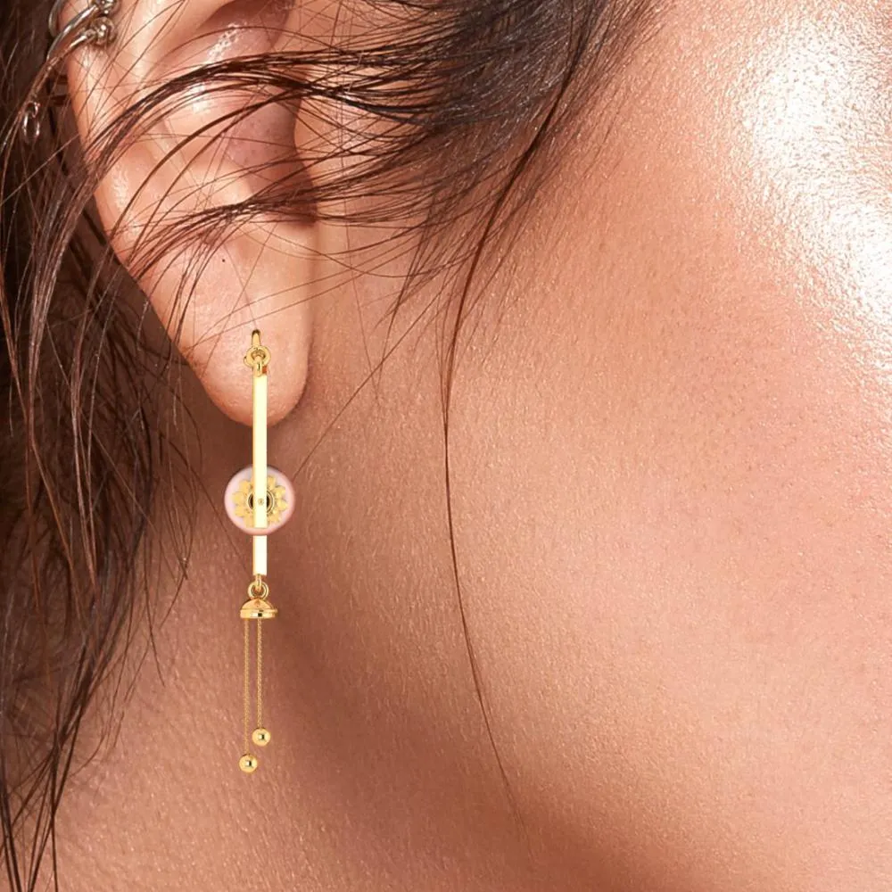 18k Gold Dangler Earrings With Very Unique Craftsmanship