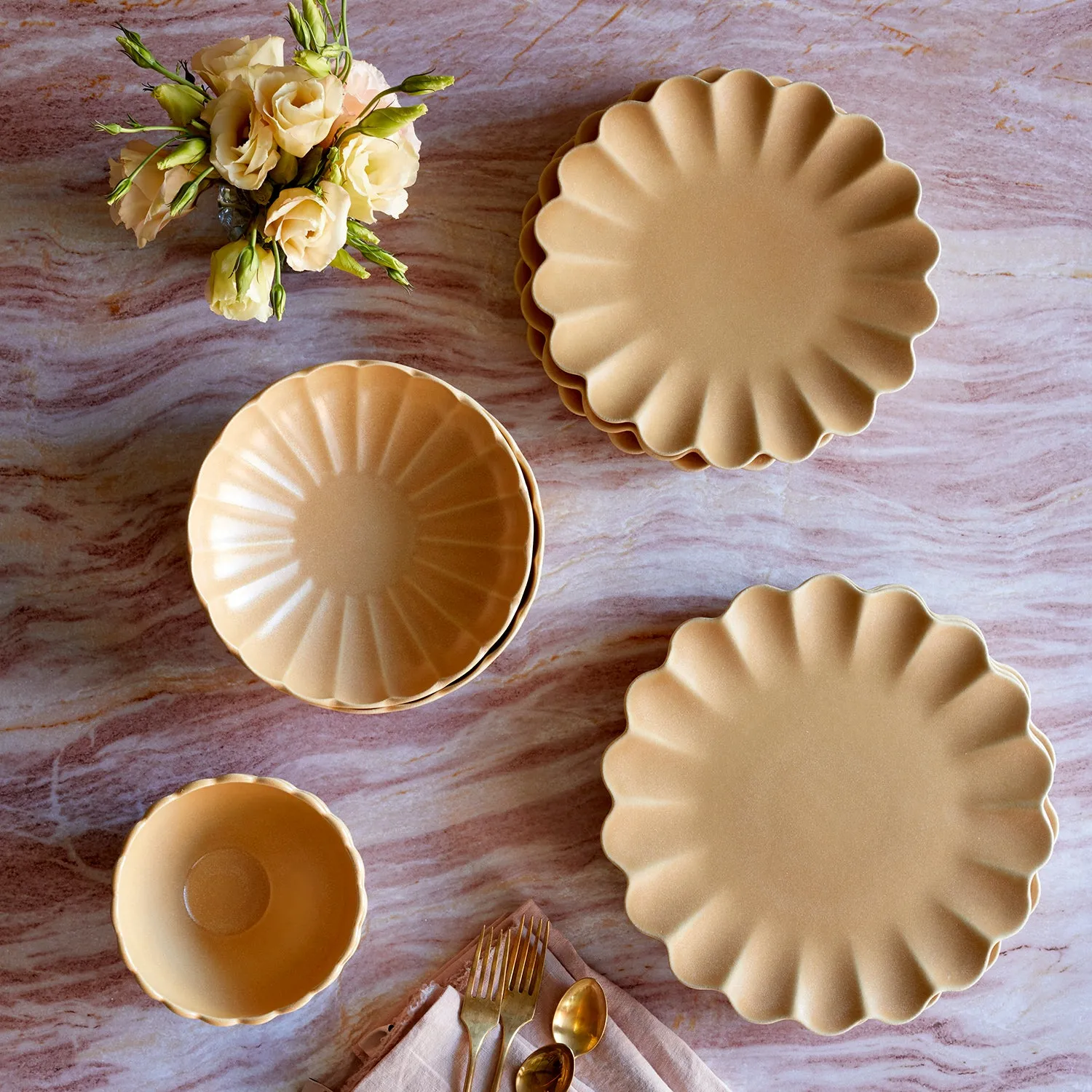 Dhalia Stoneware Salad Plate, Set of 4 (Camel) - Preorder