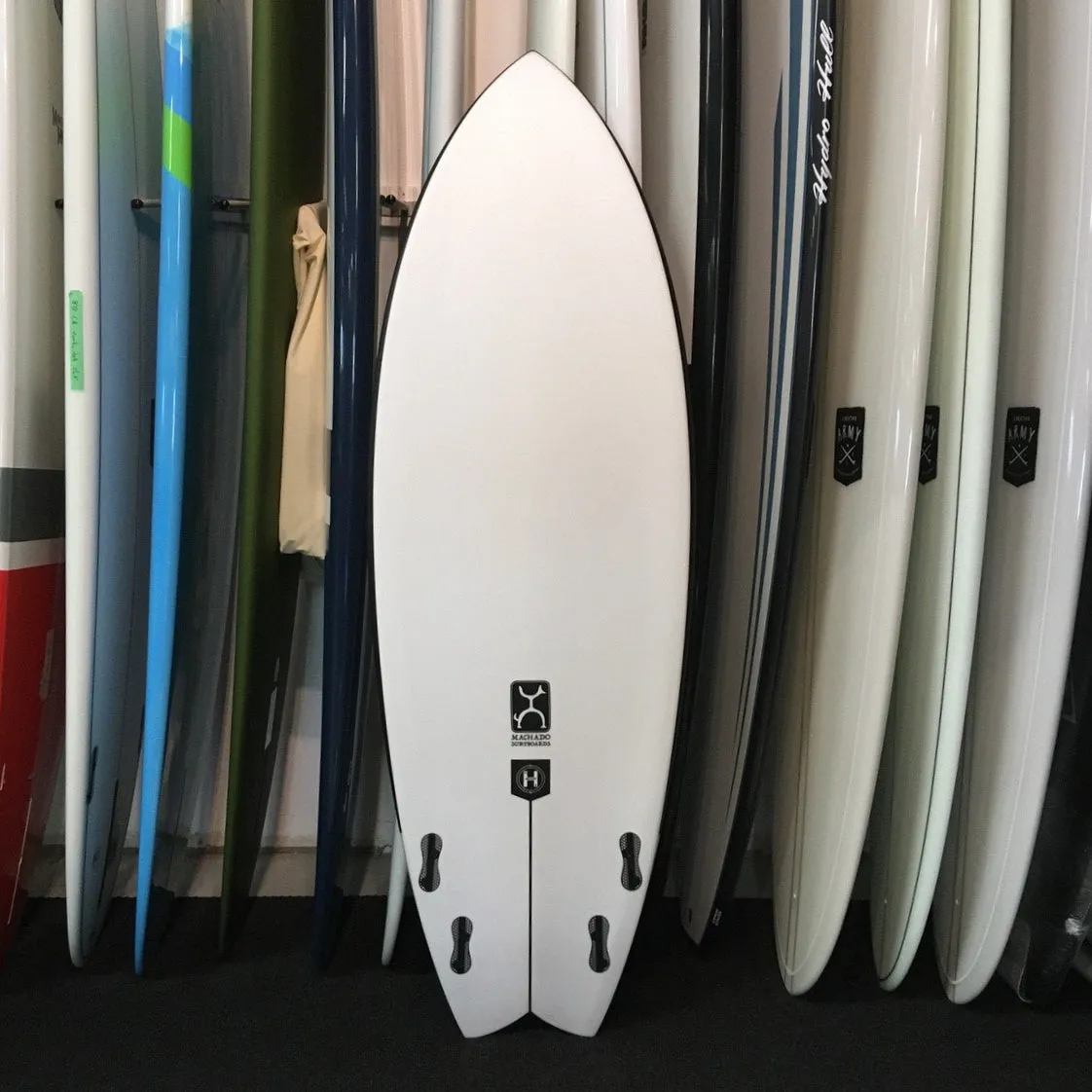 Machado Seaside 5'5 - Helium Black - Futures