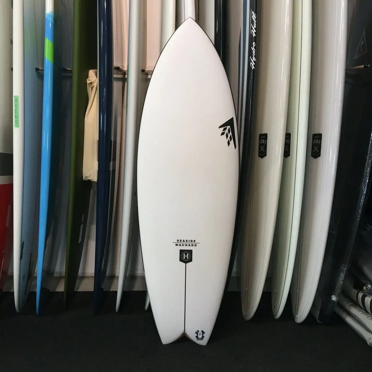 Machado Seaside 5'5 - Helium Black - Futures